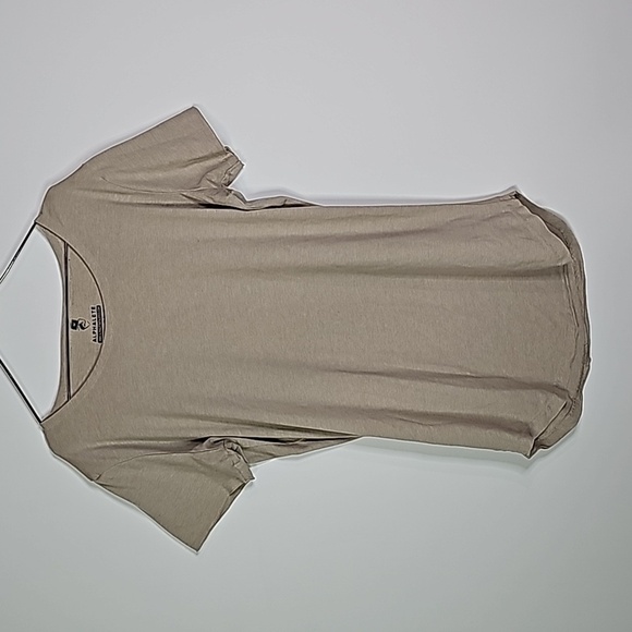 Alphalete medium tan athletic short sleeve shirt - Picture 1 of 6